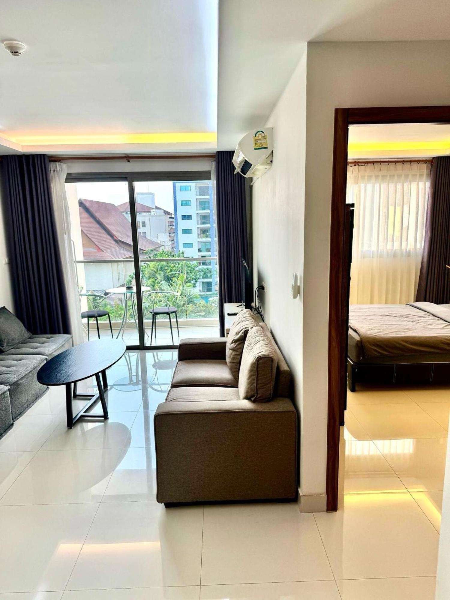 Pangsapuri Club Royal *
